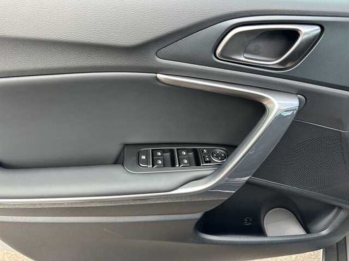 Kia XCeed 1.6 T-GDI Gold //LED/Sitzheizung/Kamera/Navi /elektrische Heckklappe