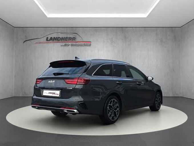 Kia Ceed SW 1.5 T-GDI GT-Line //LED/Kamera/Navi Winterpaket