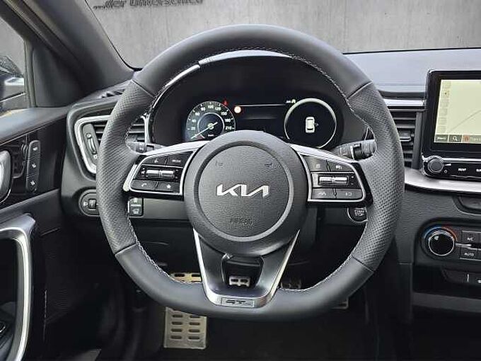 Kia Ceed SW 1.5 T-GDI GT-Line //LED/Kamera/Navi Winterpaket