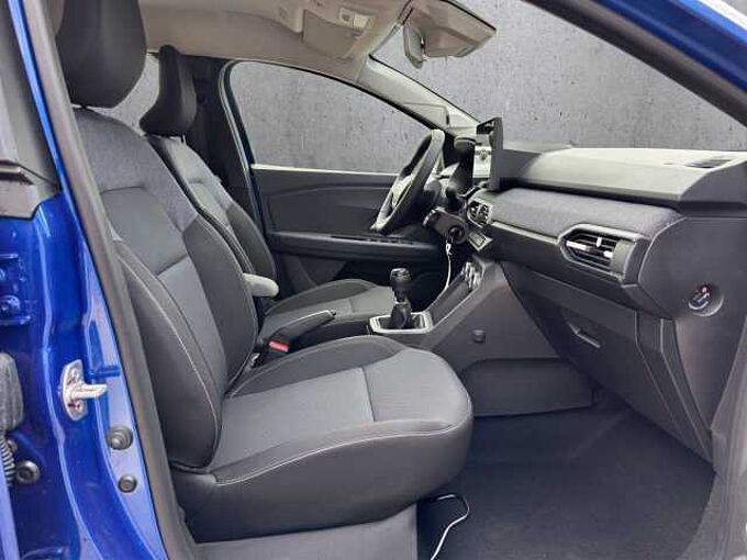 Dacia Sandero Tce 100 Expression //LED/PDC/Sitzheizung 