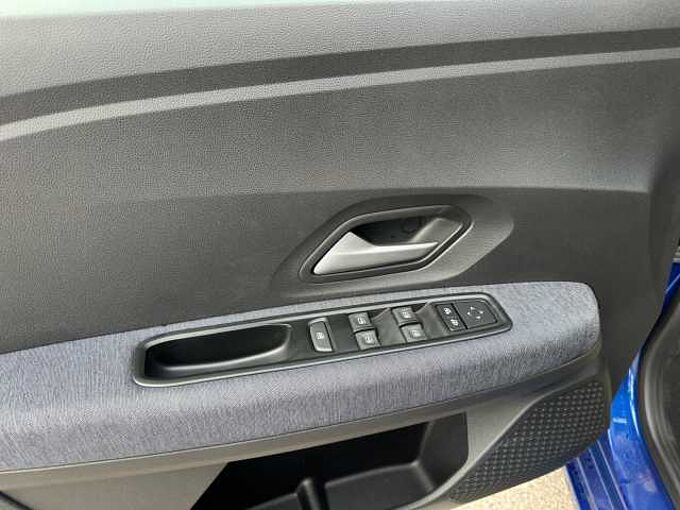 Dacia Sandero Tce 100 Expression //LED/PDC/Sitzheizung 