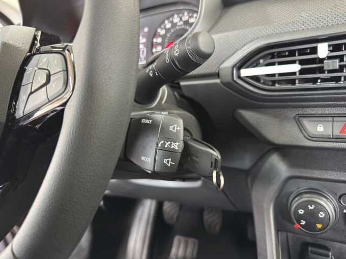Dacia Jogger Eco-G 120 Essential //Klima/PDC/7 Sitzer 