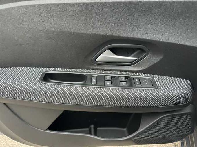 Dacia Sandero Expression Rückfahrkamera/Navigationssystem