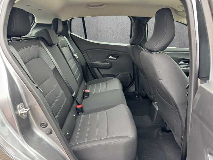 Dacia Sandero Expression Rückfahrkamera/Navigationssystem