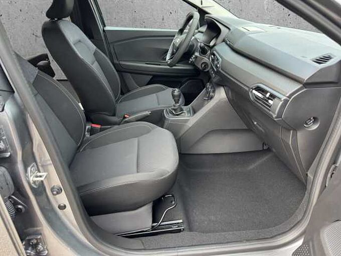 Dacia Jogger Eco-G 120 Essential //Klima/PDC/7 Sitzer 