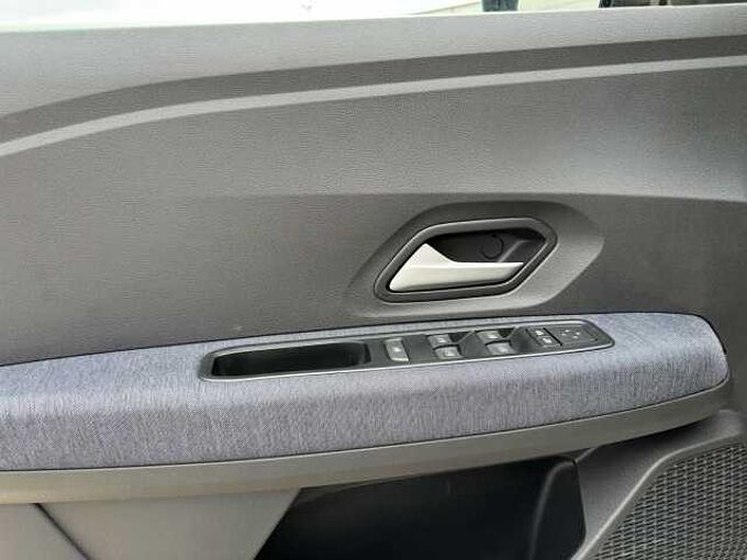Dacia Sandero Tce 100 Expression //LED/PDC/Sitzheizung 