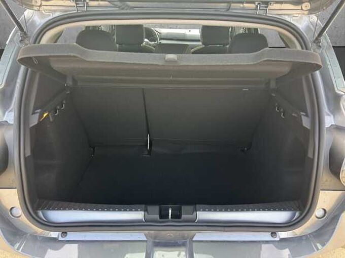 Dacia Sandero Stepway Tce 110 Essentials //Sitzheizung/PDC 
