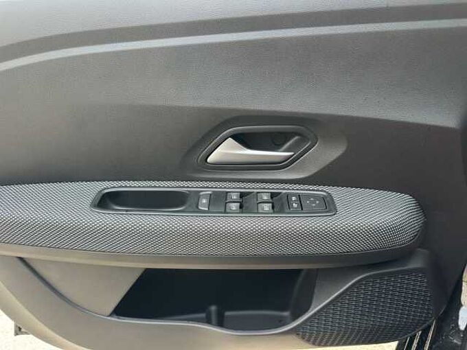 Dacia Sandero Stepway Expresion Tce 90 Park Plus Paket