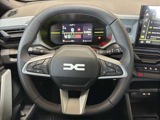Dacia Bigster mHev 140 Esssentials //Kamera/PDC/Alu