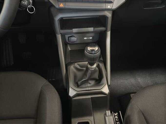 Dacia Bigster mHev 140 Esssentials //Kamera/PDC/Alu