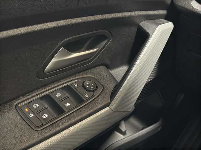 Dacia Bigster mHev 140 Esssentials //Kamera/PDC/Alu