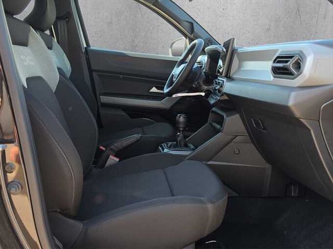 Dacia Bigster mHev 140 Esssentials //Kamera/PDC/Alu