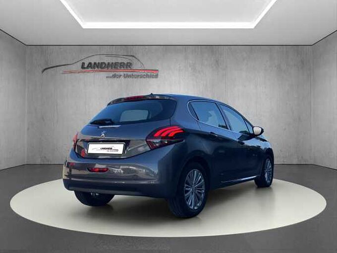 Peugeot 208 Allure *AT*Klima*Kamera*SHZ*Navi*
