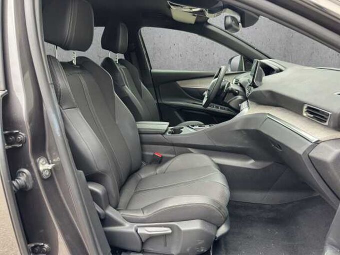 Peugeot 5008 Allure Pack 7-Sitze/Kamera/LED