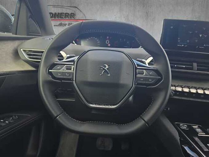 Peugeot 5008 Allure Pack 7-Sitze Teilleder/ Navi/ Alu