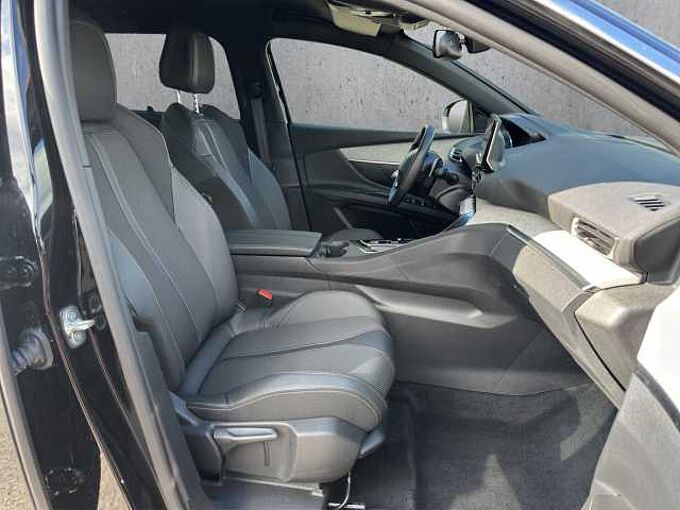 Peugeot 5008 Allure Pack 7-Sitze/Kamera/LED