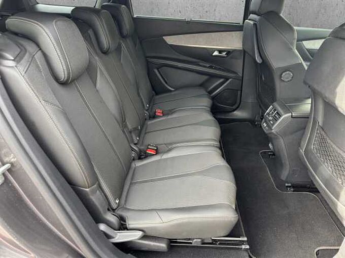 Peugeot 5008 GT //7-Sitzer / Navi/ Sitzheizung