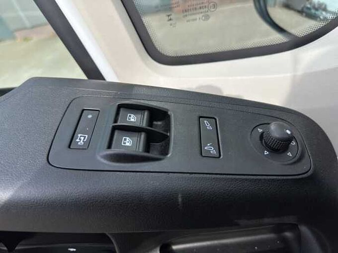 Peugeot Boxer 2.2 HDI verst&auml;rkt  //Kamera/Navi/PDC 3-Sitzer