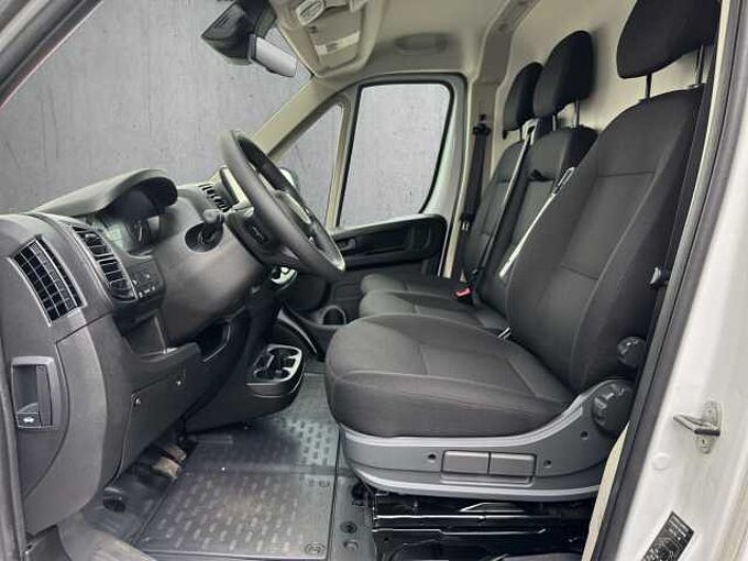 Peugeot Boxer 2.2 HDI verstärkt L4H2 //Kamera/Navi/PDC 3-Sitzer