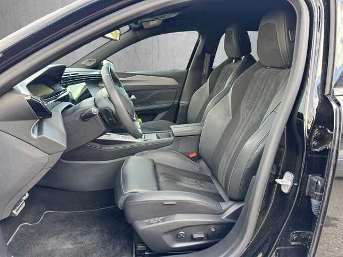 Peugeot 408 Plug-In Hybrid 225 GT //360°/Winterpaket /Navi