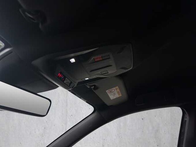 Peugeot 408 Plug-In Hybrid 225 GT  //360&deg;/Winterpaket /Navi