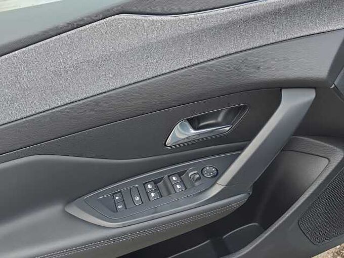 Peugeot 308 SW Allure Kamera / Navi / Voll LED