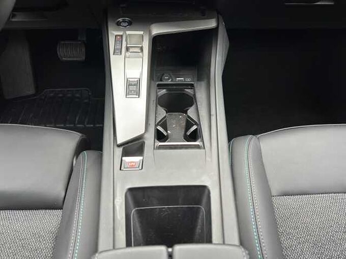 Peugeot 308 SW Allure BlueHDI Kamera/beh.WSS/ACC