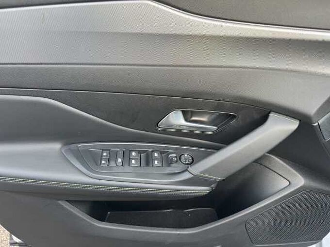 Peugeot 408 GT Leder/ el. Heckklappe