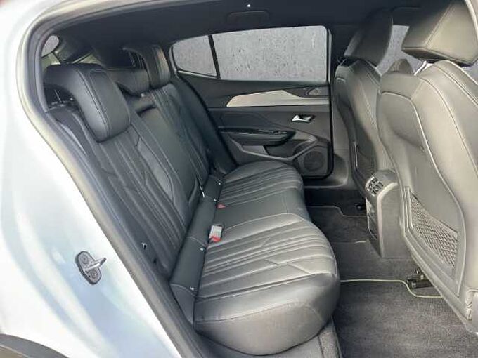 Peugeot 408 GT Leder/ el. Heckklappe