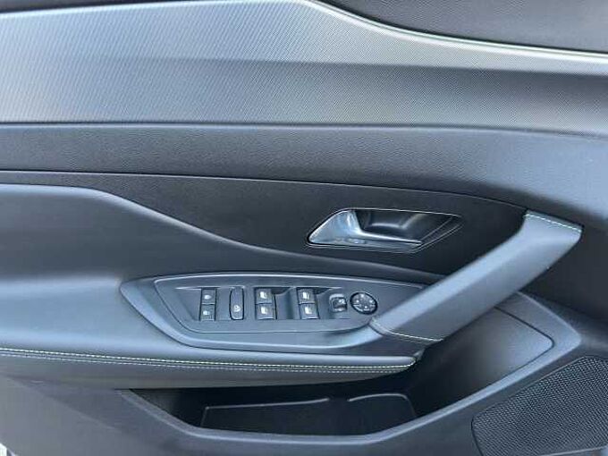 Peugeot 408 GT Leder/ el. Heckklappe