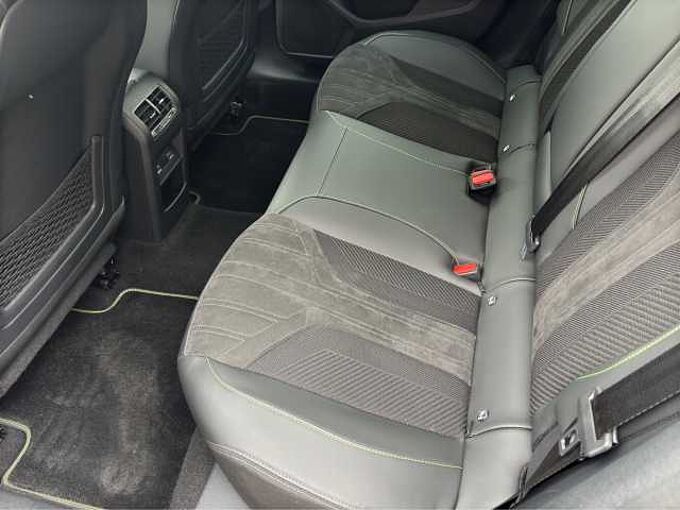 Peugeot 408 Hybrid 145 GT //360°/Winterpaket /Navi