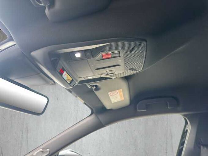 Peugeot 408 Plug-In Hybrid 225 GT  //360&deg;/Winterpaket /Navi