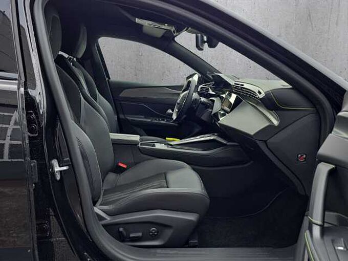 Peugeot 408 Hybrid GT // 360°/Winterpaket/Navi