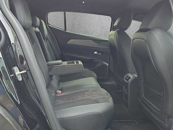 Peugeot 408 Hybrid GT // 360°/Winterpaket/Navi