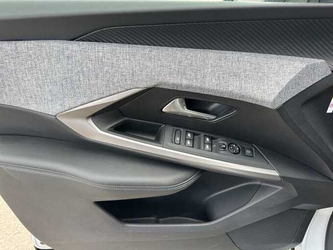 Peugeot 3008 Allure //Navi/LED/Sitzheizung 