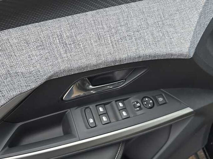 Peugeot 3008 Allure //Navi/LED/Sitzheizung