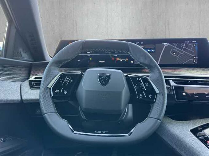 Peugeot 3008 Hybrid GT-Pack //360&deg;/Navigation/Winterpaket 