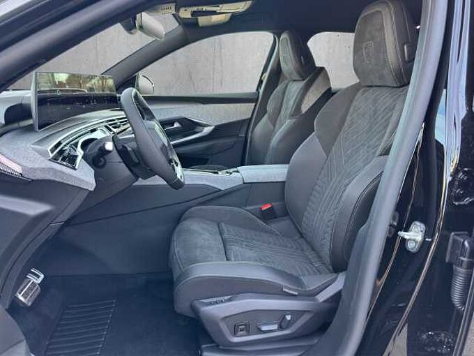 Peugeot 3008 Hybrid GT-Pack //360&deg;/Navigation/Winterpaket 