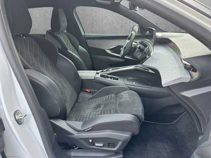 Peugeot 3008 GT //LED/Navi/Winterpaket