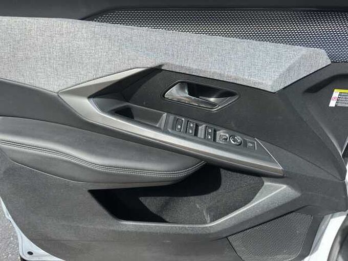 Peugeot 3008 GT //LED/Navi/Winterpaket