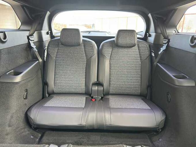 Peugeot 5008 Allure AHK/7-Sitze/Teilleder