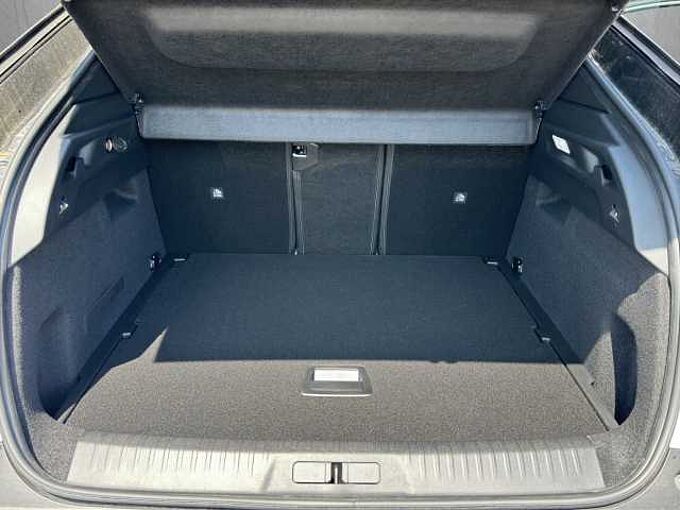 Peugeot 3008 Hybrid GT-Pack //360&deg;/Navigation/Sitzheizung 
