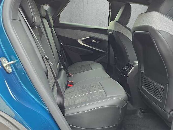 Peugeot 3008 Hybrid GT-Pack //360°/Navigation/Winterpaket