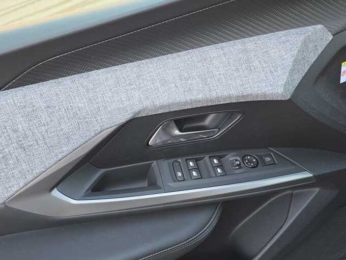 Peugeot 3008 Allure/MHEV/Sitzheizung/Lenkradheiz/Kamera