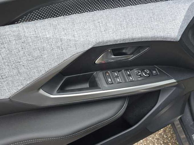 Peugeot 3008 GT //LED/Navi/Winterpaket