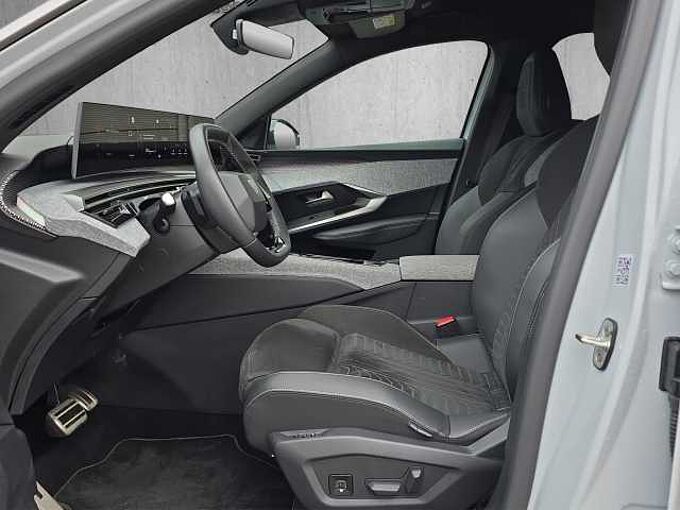 Peugeot 3008 GT el. Heckklappe/Navi/SHZ