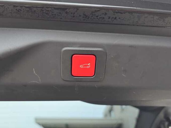 Peugeot 3008 GT el. Heckklappe/Navi/SHZ