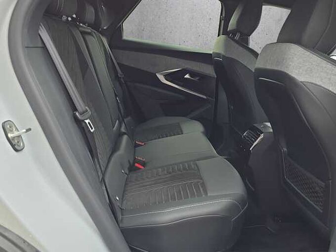 Peugeot 3008 GT el. Heckklappe/Navi/SHZ