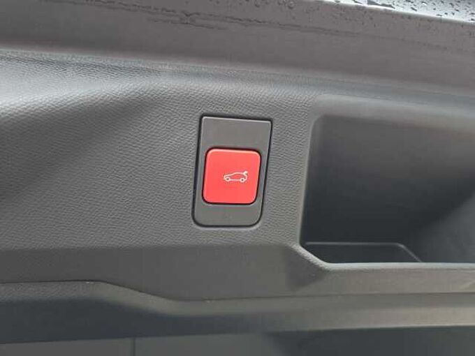 Peugeot 5008 Hybrid GT //Navi/4x Sitzheizung /LED