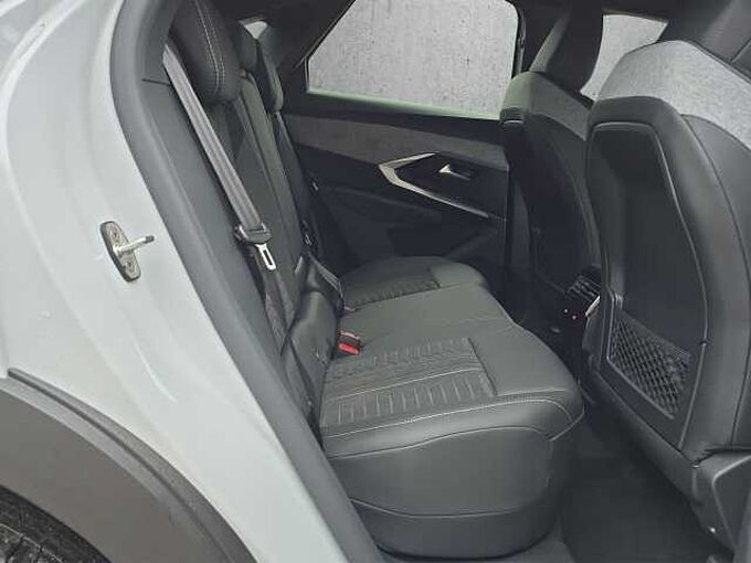 Peugeot 3008 Hybrid GT-Pack //360°/Navigation/Winterpaket